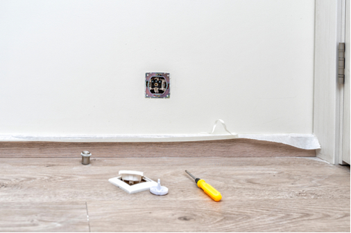 Replacingcoverstokeepbugsout